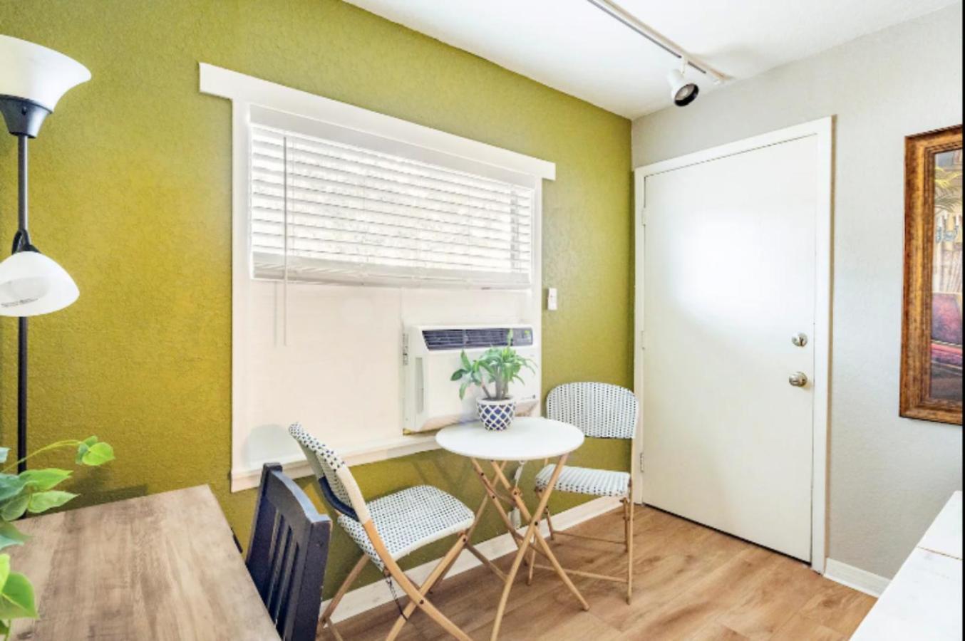 3-Bed Bungalow Walk To Historic Downtown Sanford Eksteriør bilde
